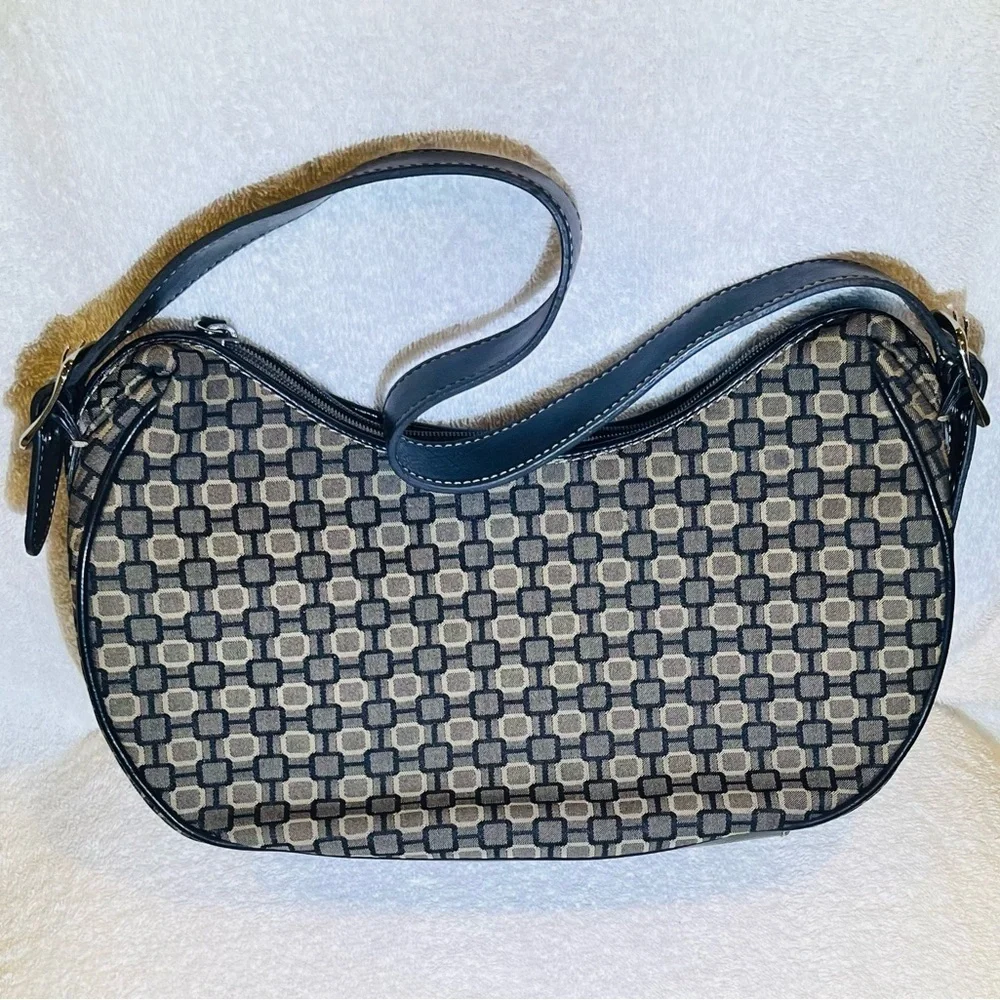 Cute nine West hobo bag